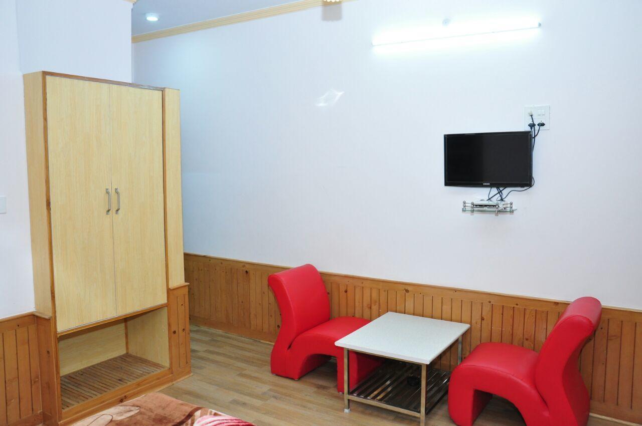 Sara Hotel Narkanda Exteriér fotografie
